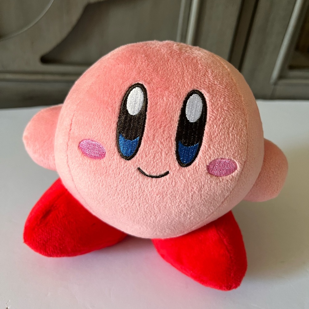 Nintendo Pink Kirby Video Game Character San-ei Stuffed Plush Toy Small 2”